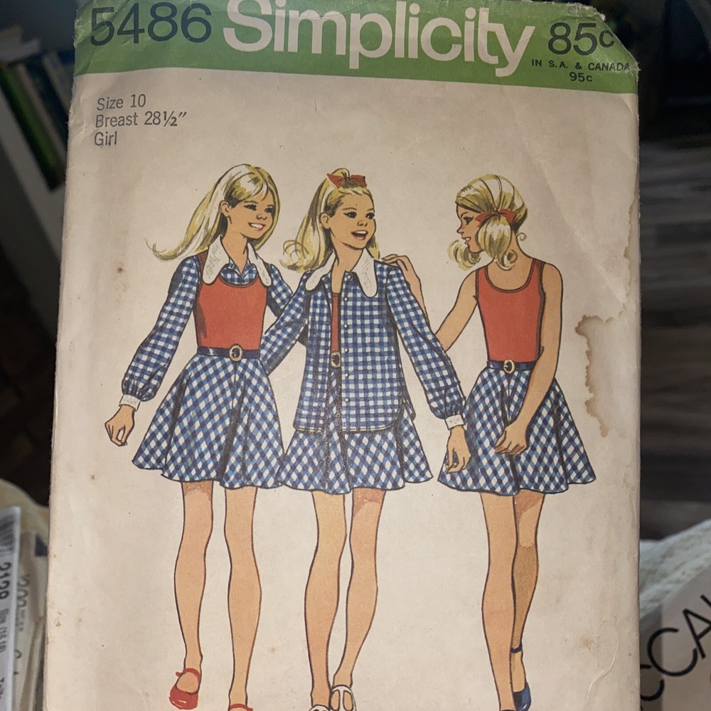 Vintage 1972 Simplicity 5486 Girls Skirt Outfit Sewing Pattern Size 10 Cut